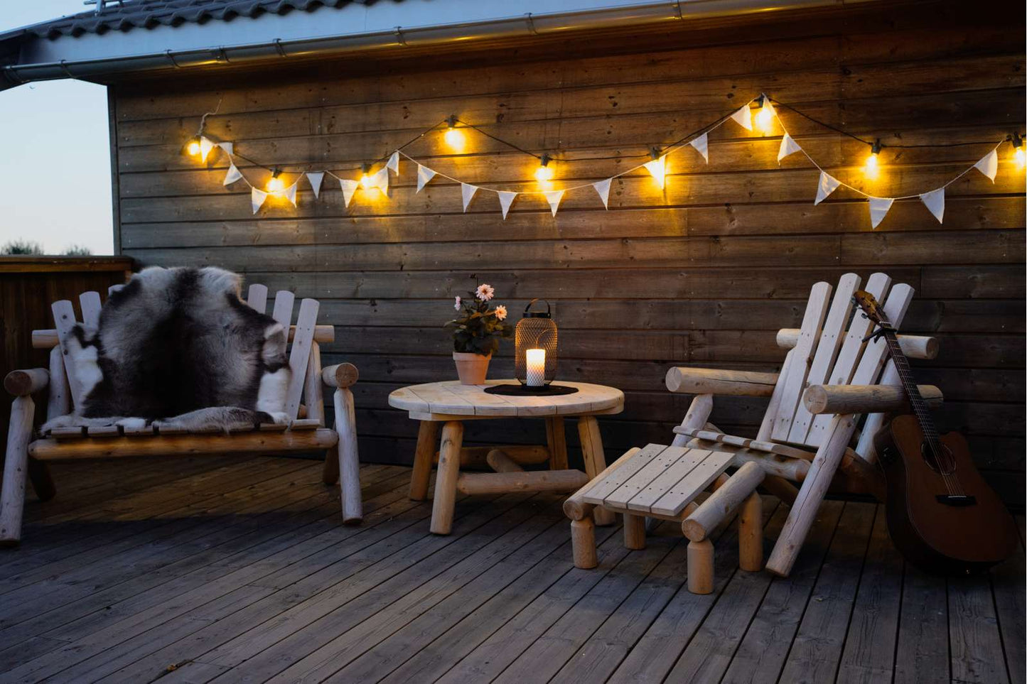 Canadian Outdoor Log Hagestol